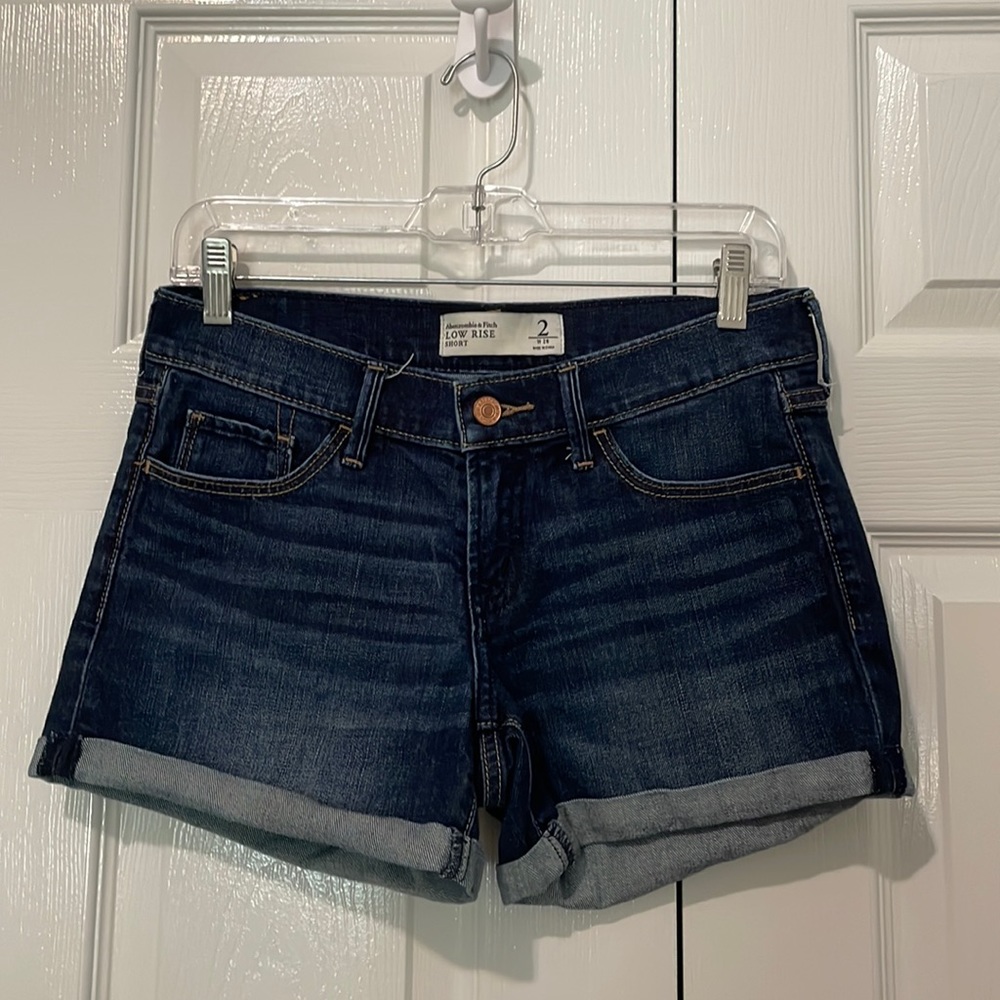 Abercrombie & Fitch Low Rise Short